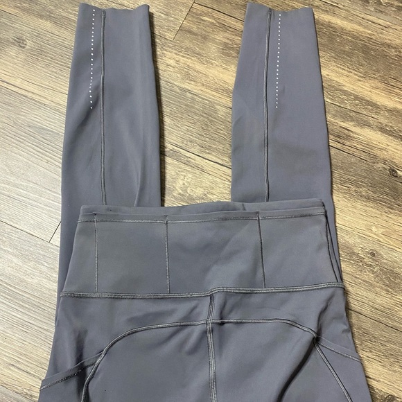 Lululemon Fast & Free 7/8 Tight II *Nulux 25" - Picture 4 of 6